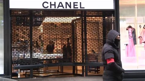 chanel robery|chanel store robbery.